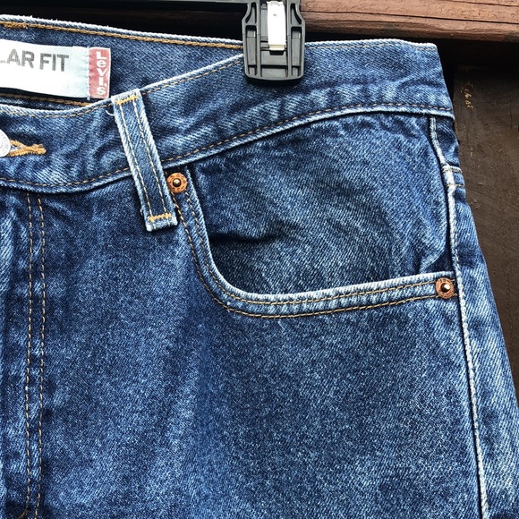 Vintage Levi’s 505 Jeans - Men’s Regular Fit - Picture 3 of 11